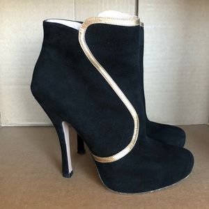 Pura Lopez Heels